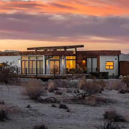 Panoramic Heaven - Luxury Designer Property W Spa Joshua Tree Exterior photo