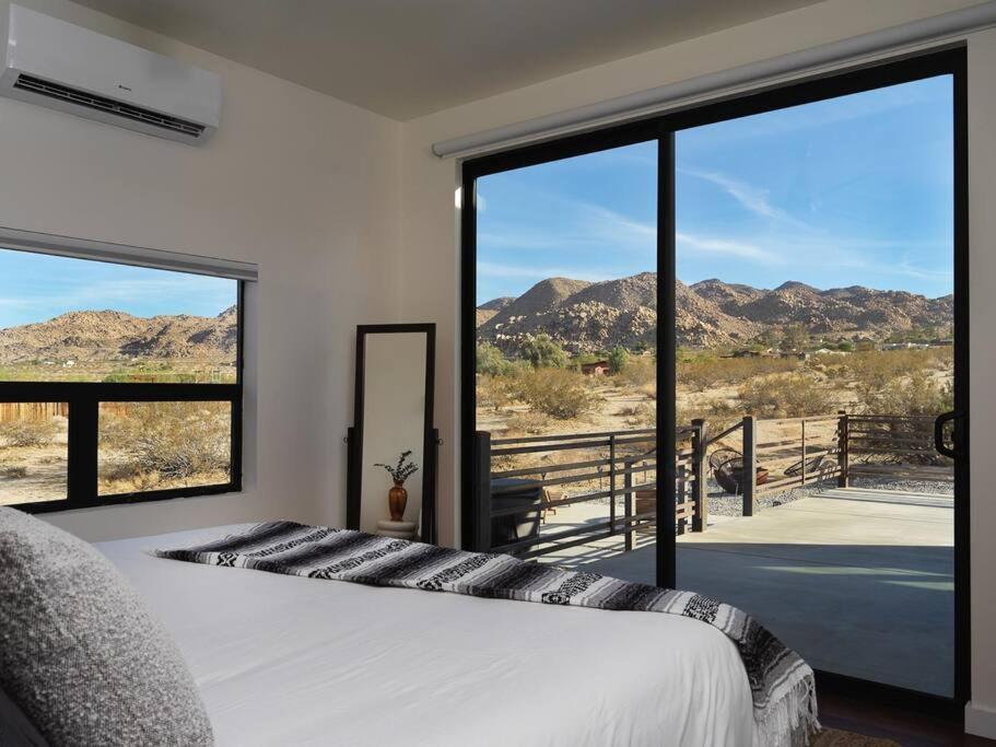 Panoramic Heaven - Luxury Designer W Holiday home Joshua Tree