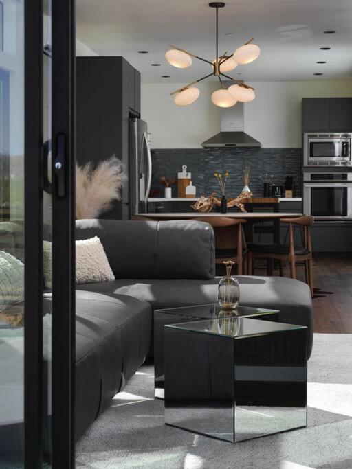 Panoramic Heaven - Luxury Designer W Holiday home Joshua Tree